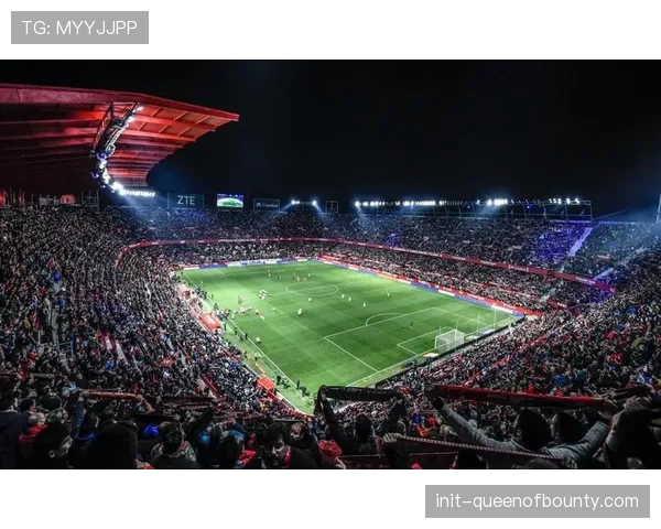 皮斯胡安球场举办展览，展示塞维利亚俱乐部百年历史上的经典攻防战术演变。